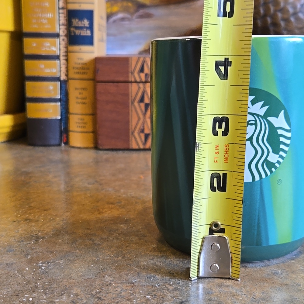 EUC 2022 Green Starbucks Mug 15 oz - Picture 4 of 4